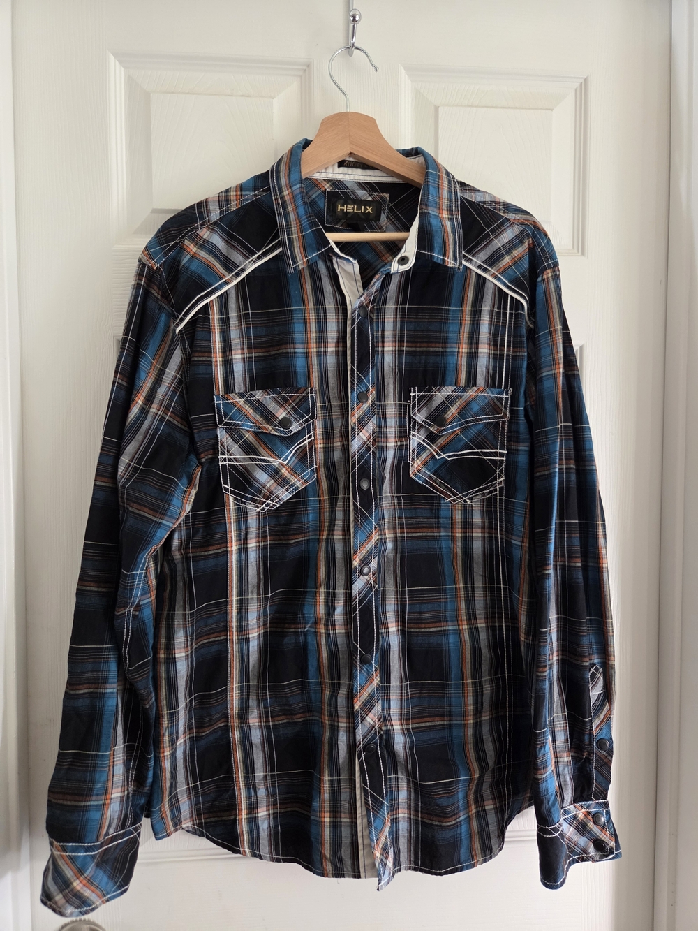 Helix Men's Blue Plaid Button-Up Shirt